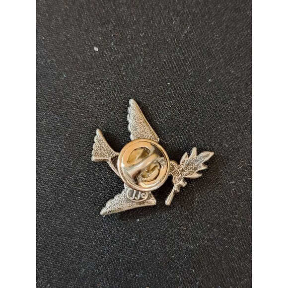 Vintage JJ Designs Silver Dove Peace Tack Pin Brooch Baptism Gift - Picture 2 of 4